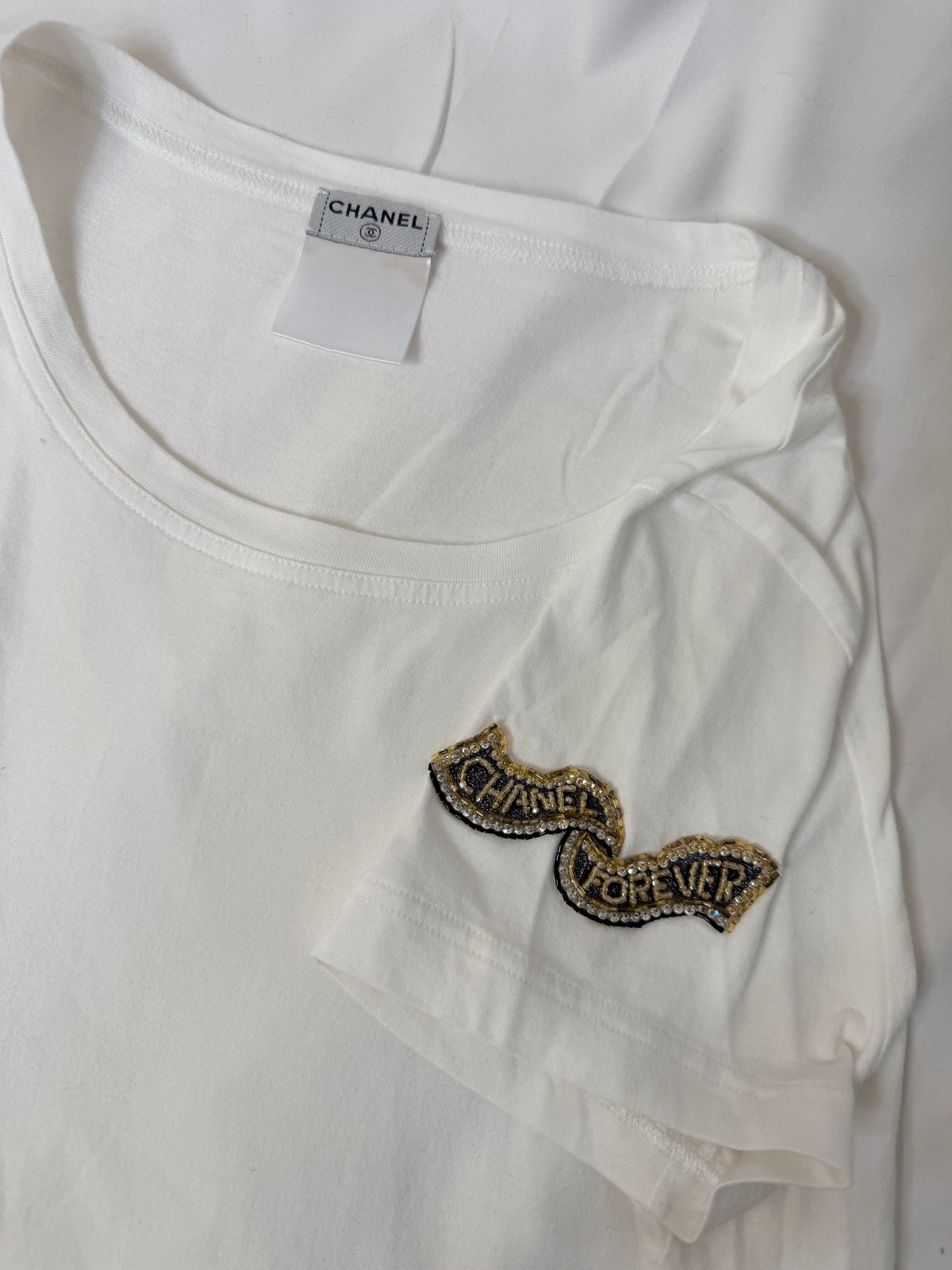 CHANEL 07P arm logo bead decoration crew neck T-shirt