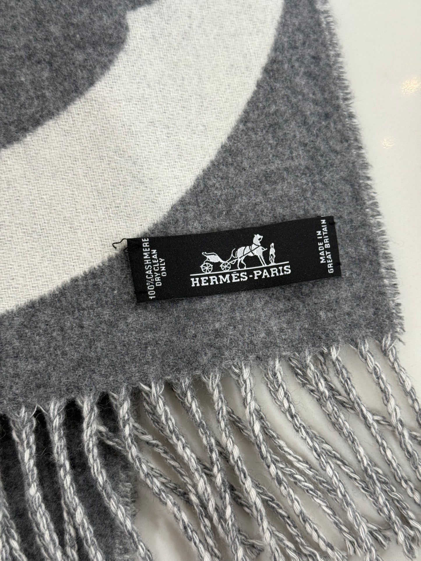 Hermes 100% cashmere scarf
