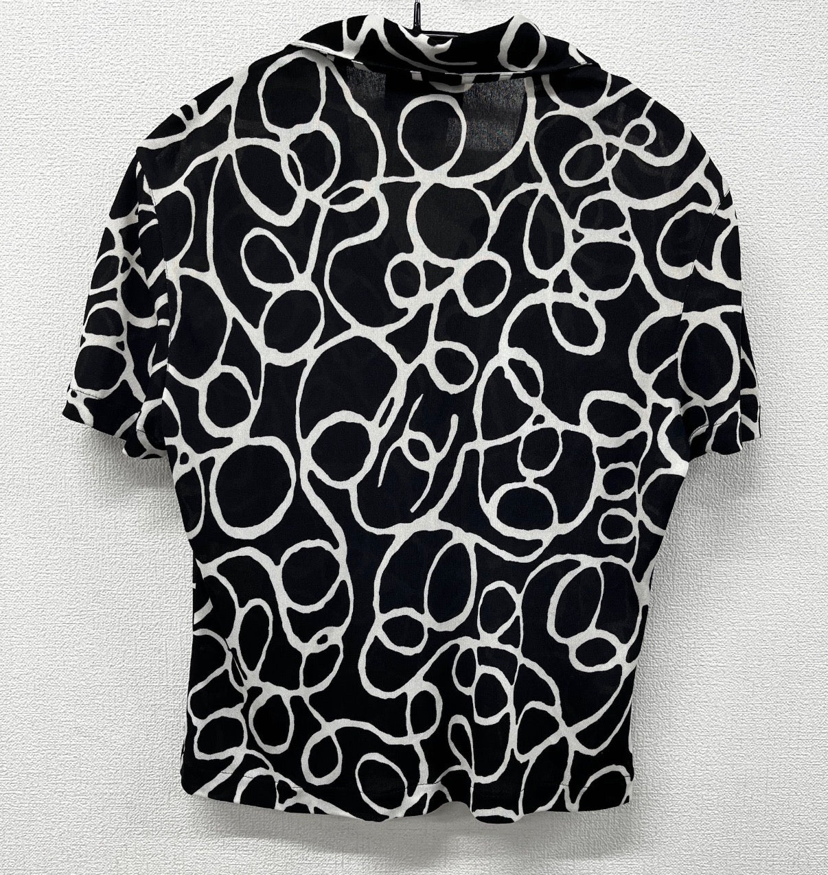Chanel Black and White Cropped Button down shirt 98S
