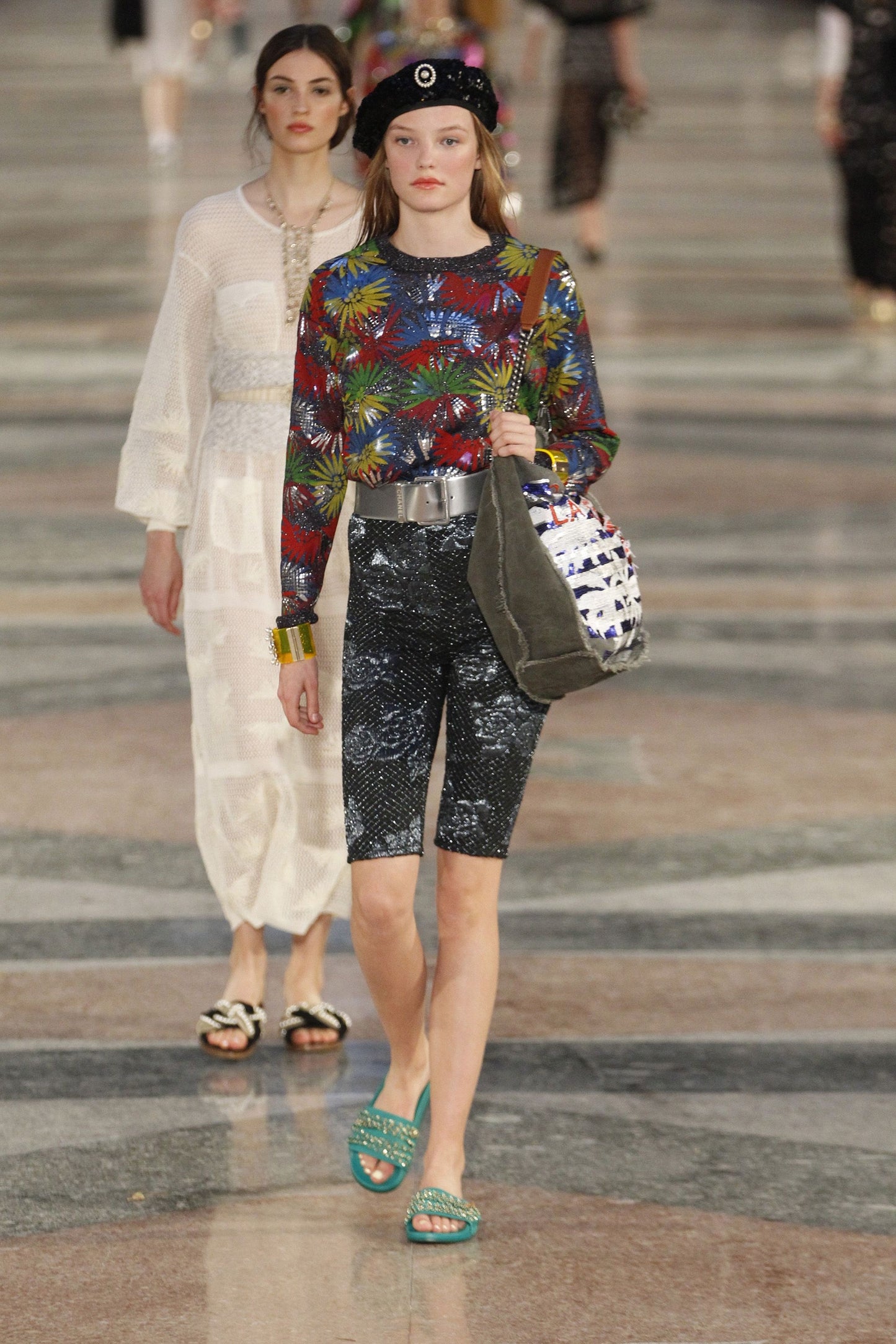 Chanel 2017 cruise Paris Cuba metallic Camellia black Tshirt / Blouse FR 42
