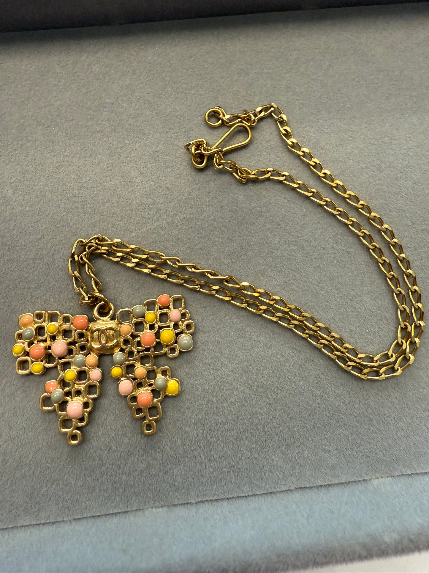 CHANEL Ribbon Motif Necklace Gold Chain Pendant