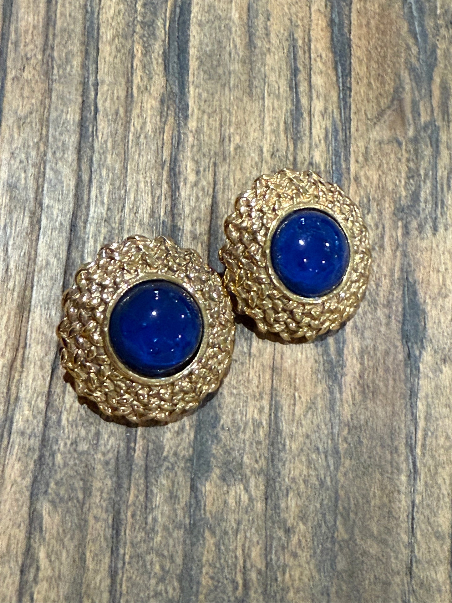 Authentic Vintage XL CHANEL Blue Gripoix Clip on Earrings
