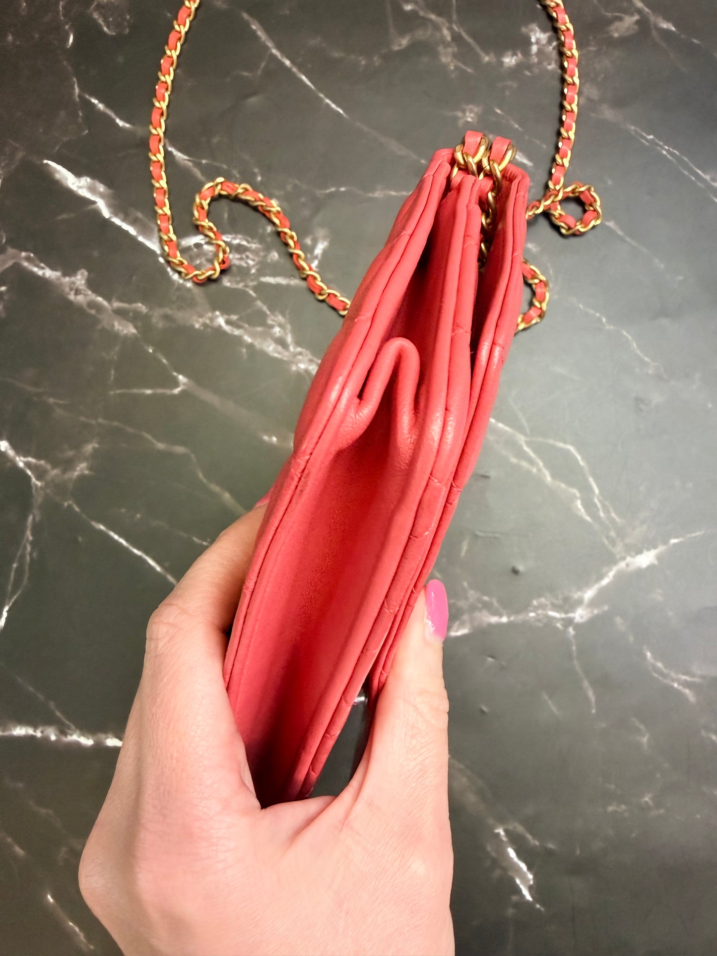 CHANEL Pre-Owned Pink 2019 Icons WOC wallet-on-chain bag
