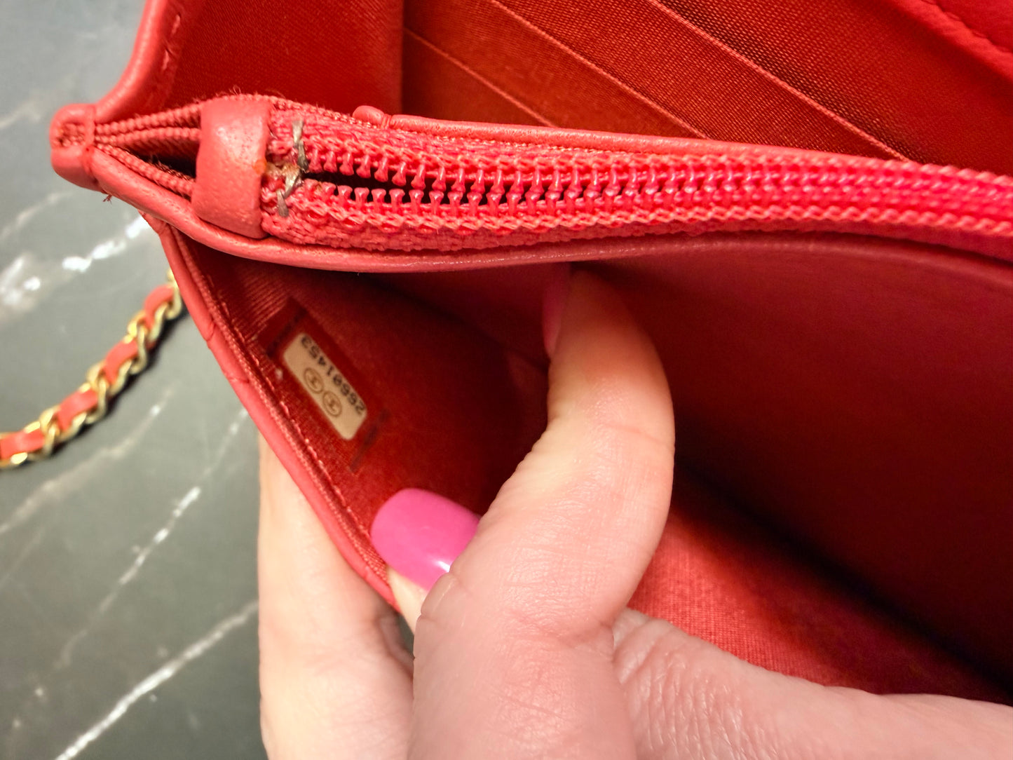 CHANEL Pre-Owned Pink 2019 Icons WOC wallet-on-chain bag