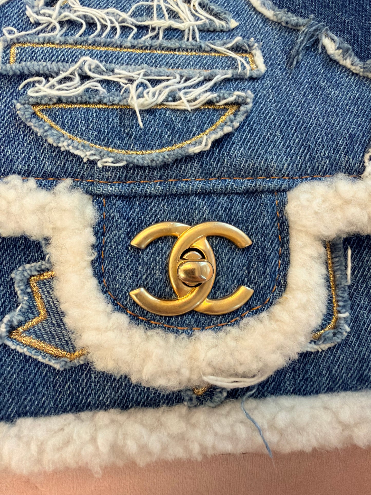 CHANEL 19A EGYPTIAN DENIM BLUE SHEARLING HIEROGLYPHIC MEDIUM FLAP BAG PARIS-NY GHW