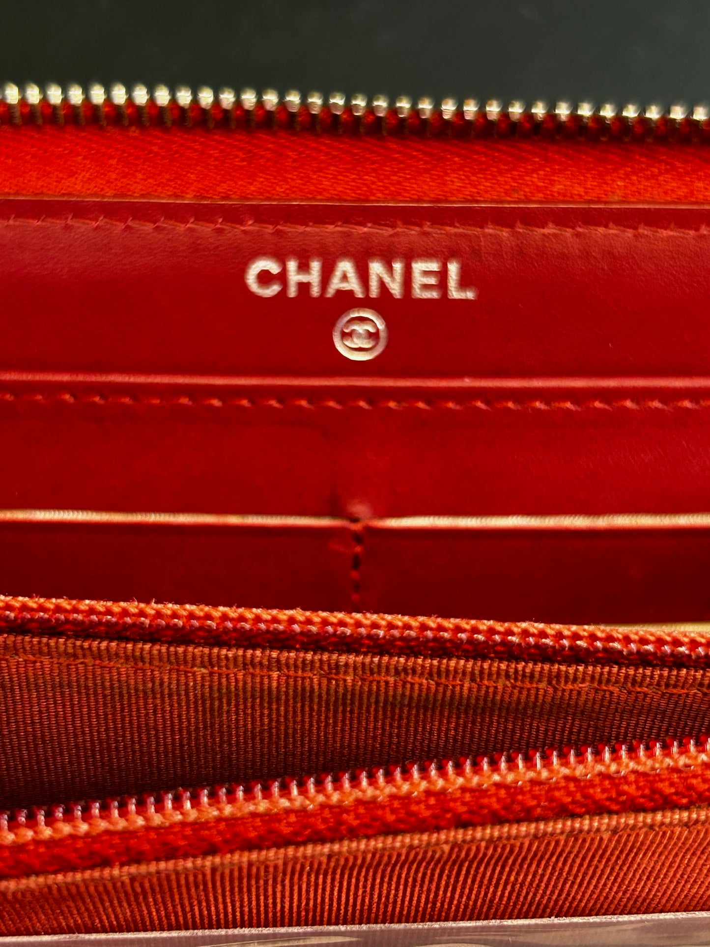 Chanel Red Caviar Zippy Wallet full set