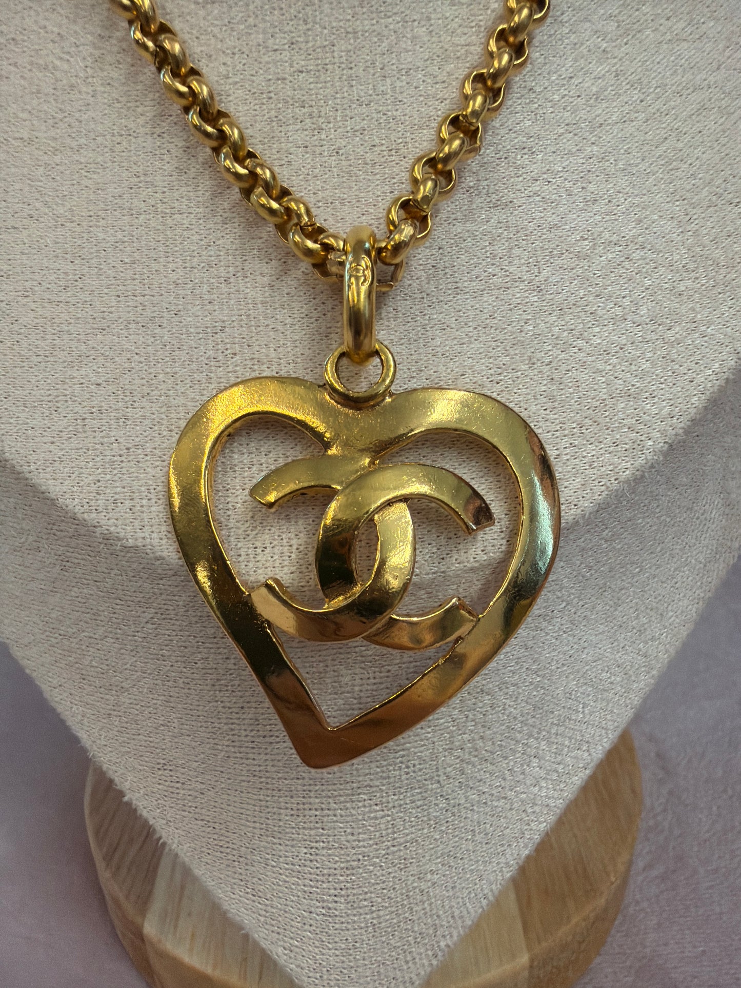 Chanel 95P Barbie heart CC necklace