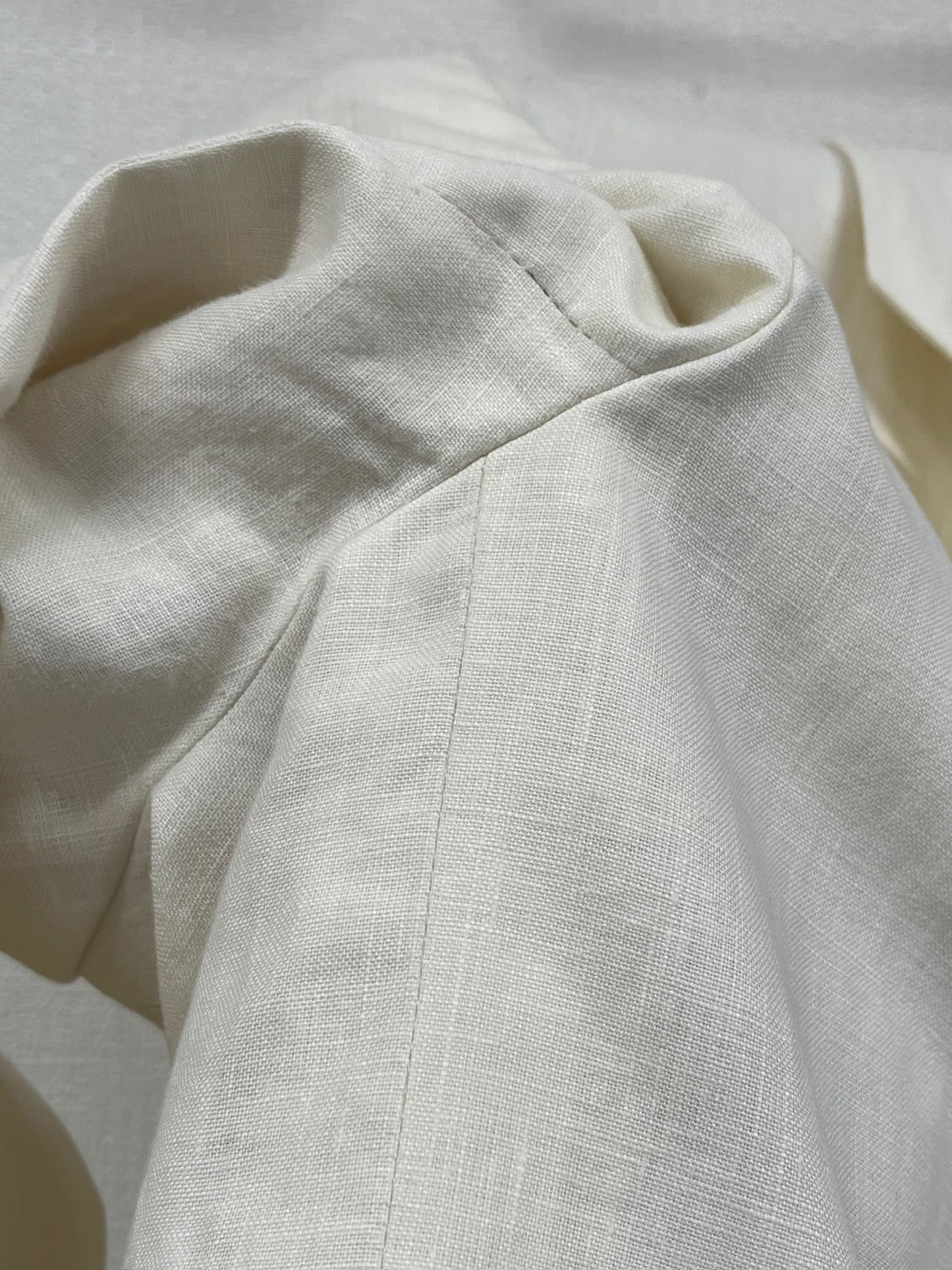 Chanel white linen blazer fr 36