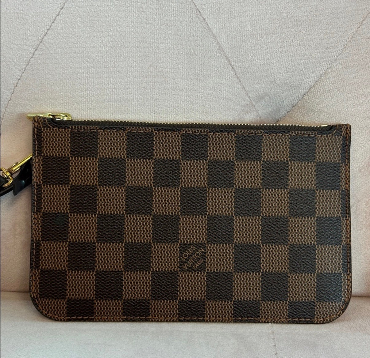 Louis Vuitton LV PM Neverfull Pouchette
