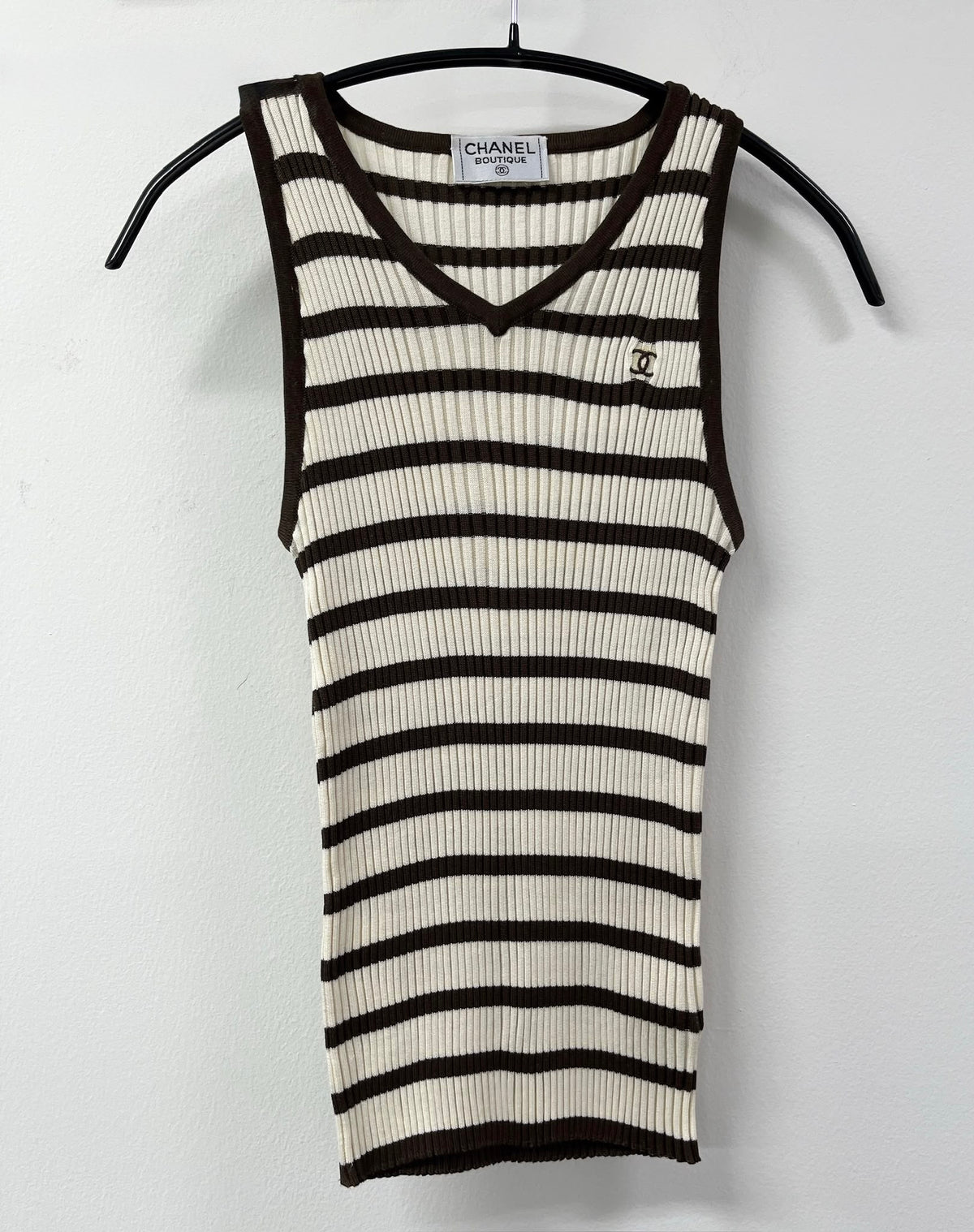 Chanel CC embroidered Logo tank top in Beige and Brown fr40
