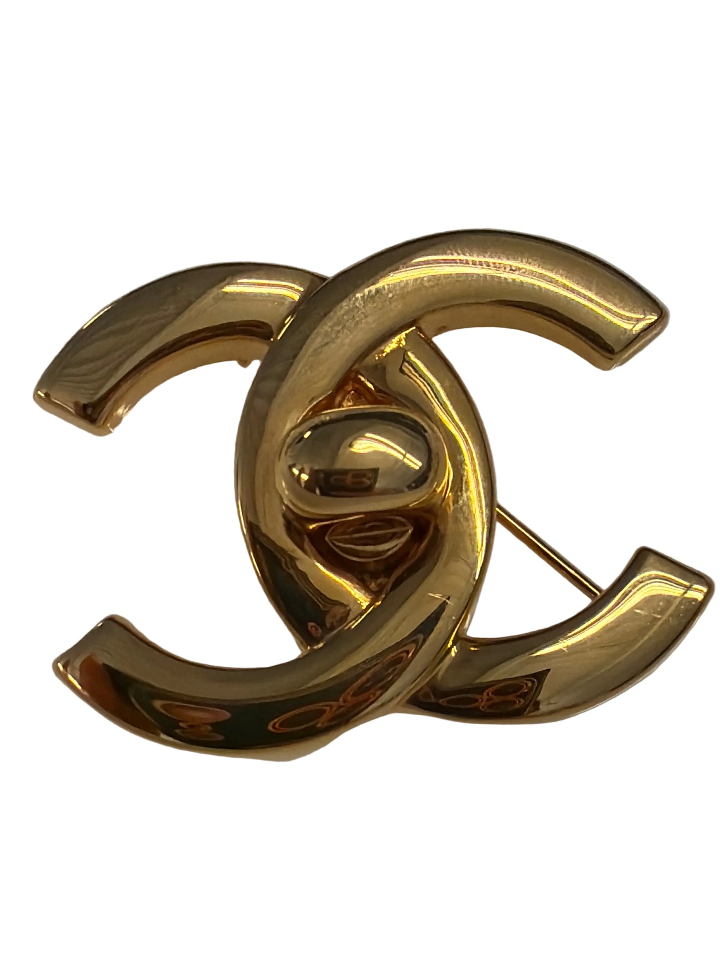 Chanel 96P turnlock brooch 24K gold plated