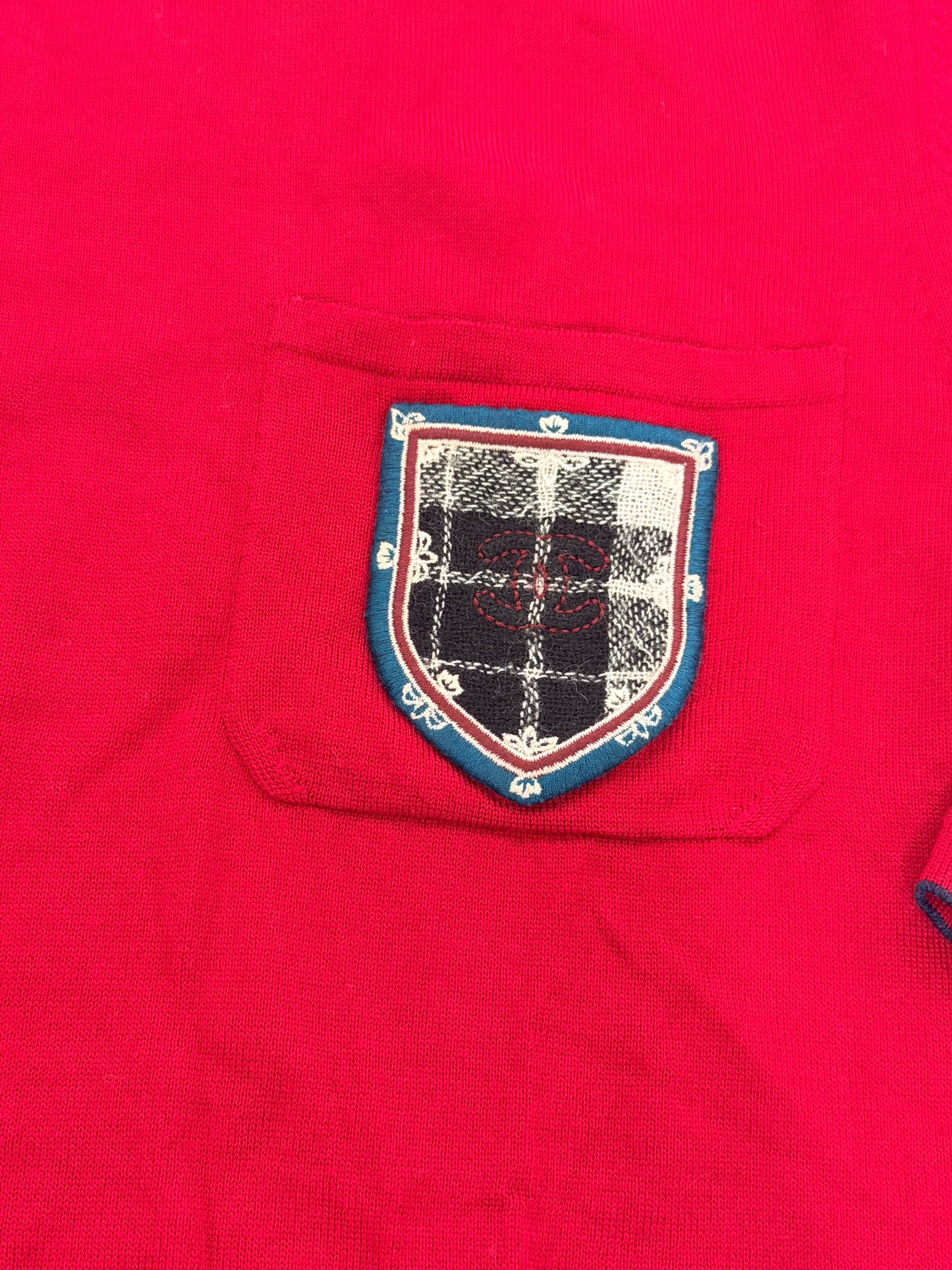 Chanel red wool tshirt with crest on chest fr 40+ balance