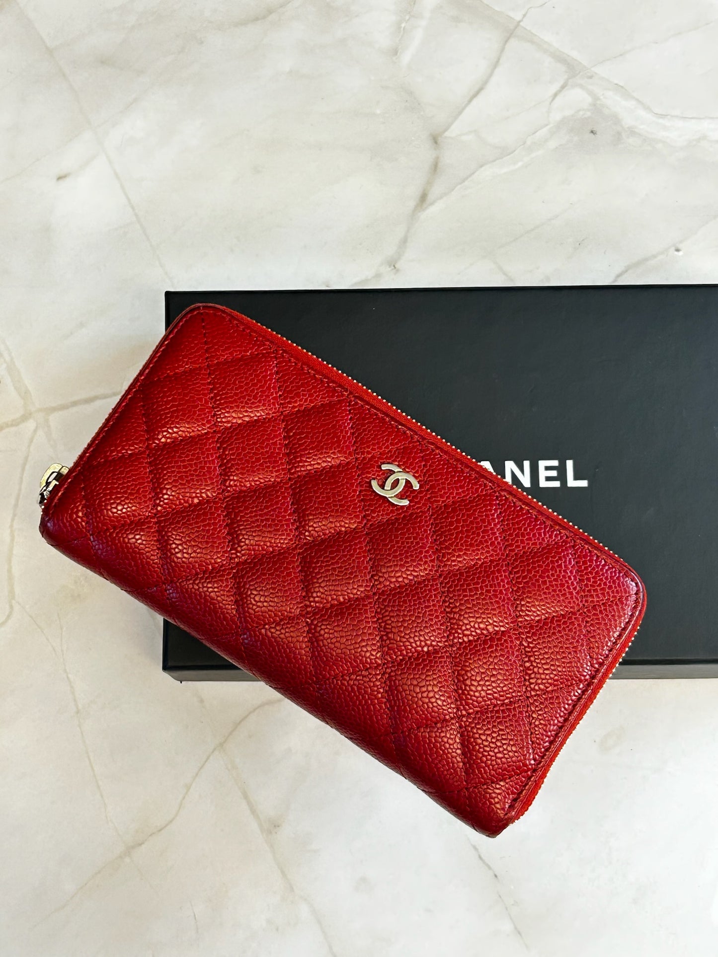 Chanel Red Caviar Zippy Wallet full set