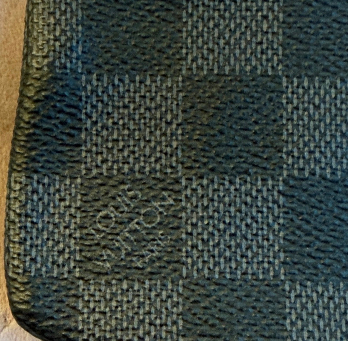 Louis Vuitton Black and Gray Damier Key Cles Pouch