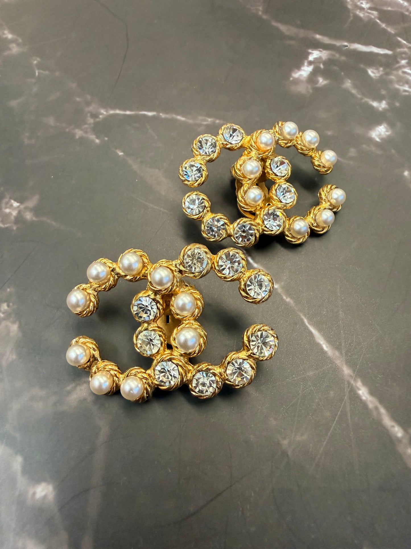 Rare Chanel Pearl and Strass Vintage oversized CC clips.