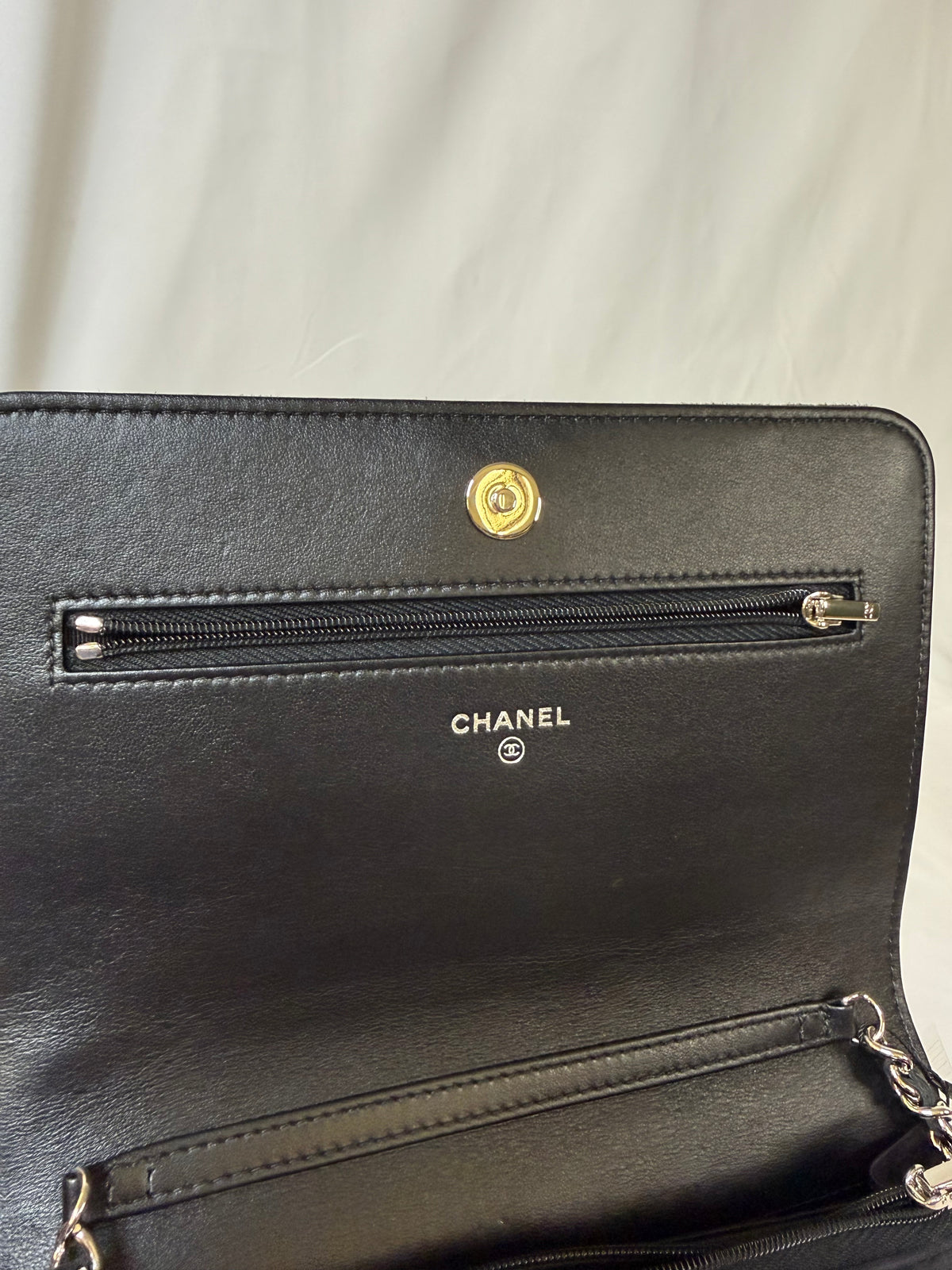 CHANEL Pre-Owned 2019 Quilted Suede Cocostellar Wallet on Chain crossbody bag