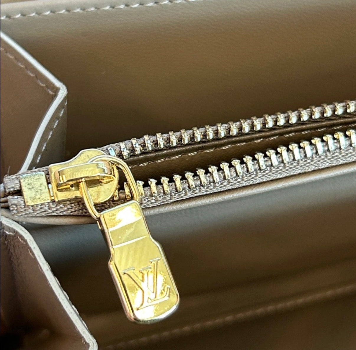 Louis Vuitton Zippy Wallet – Monogram Empreinte Leather in Khaki Beige Made in France