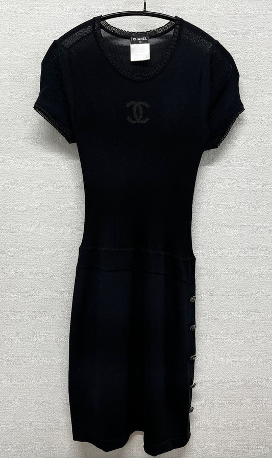 Chanel black dress with lion buttons FR 36
