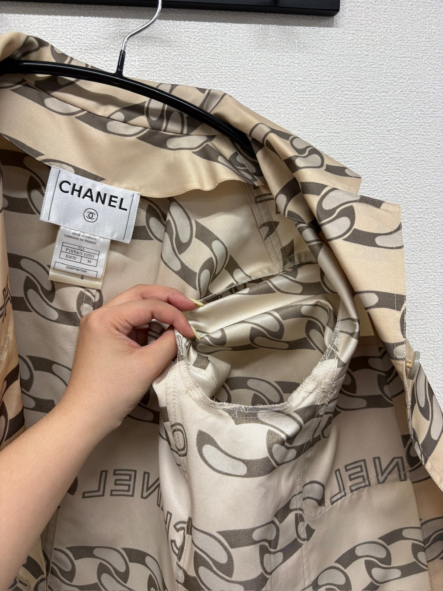 Chanel beige logo trench jacket fr 38