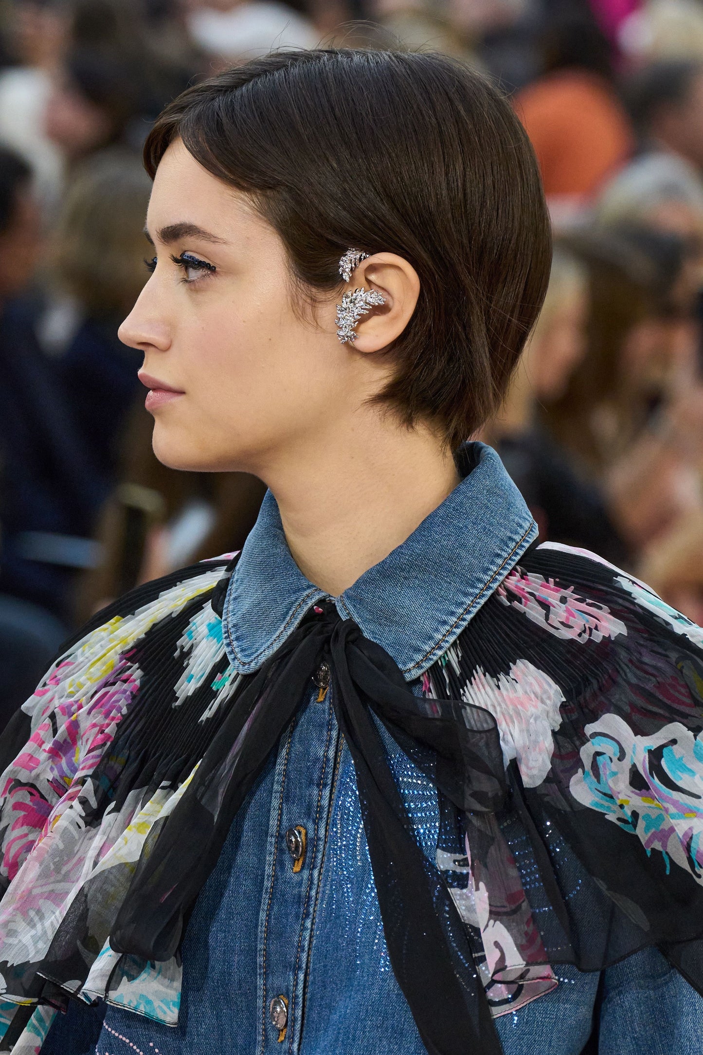 CHANEL 25S RUNWAY FEATHER EAR CUFF