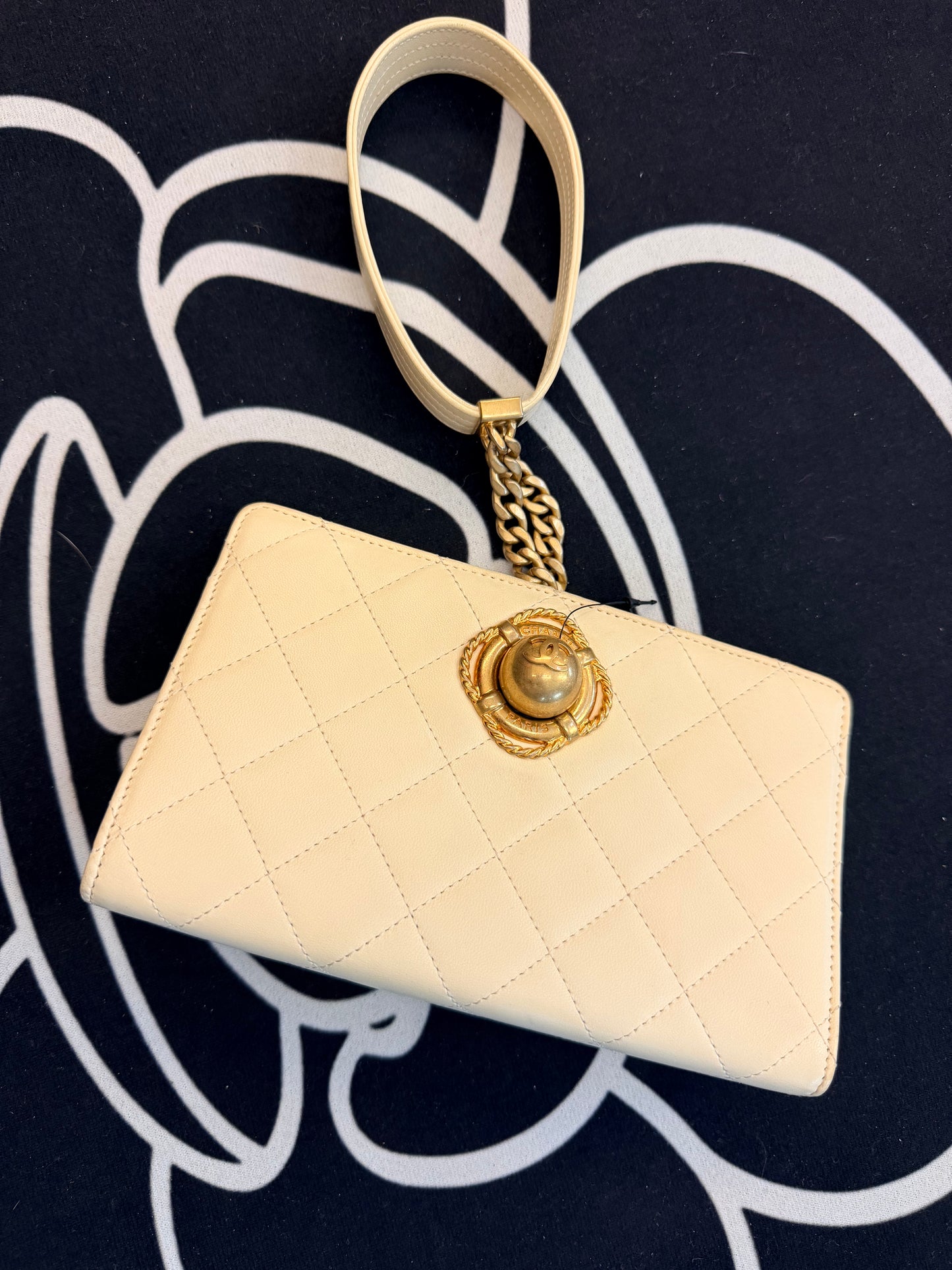 Chanel by the sea clutch in lambskin from 2019