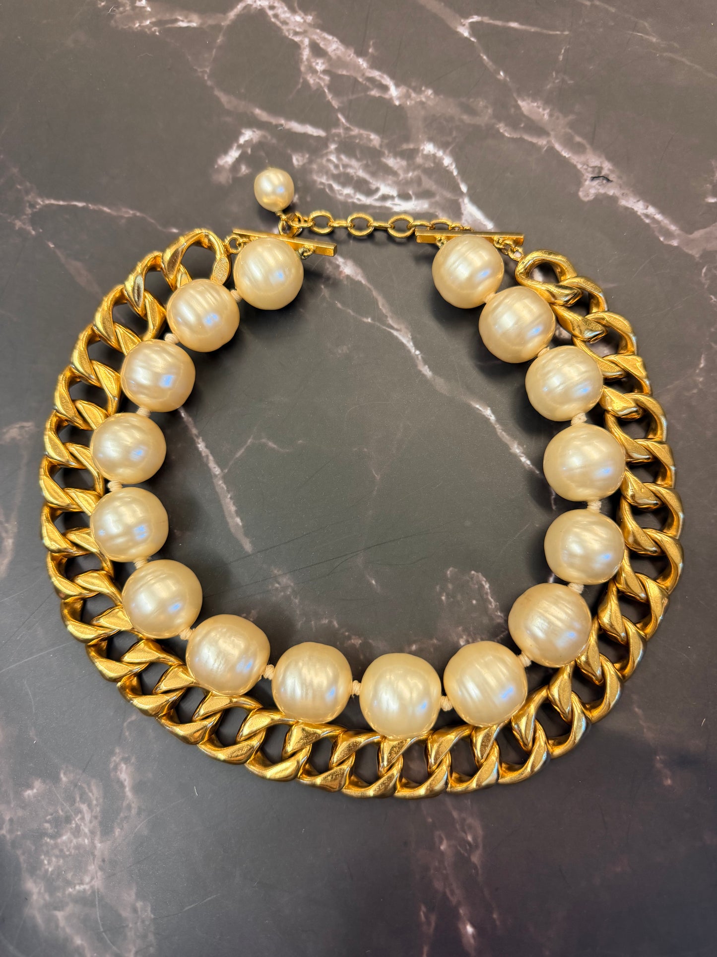 CHANEL Oversized Vintage Faux Pearl Curb Chain Necklace