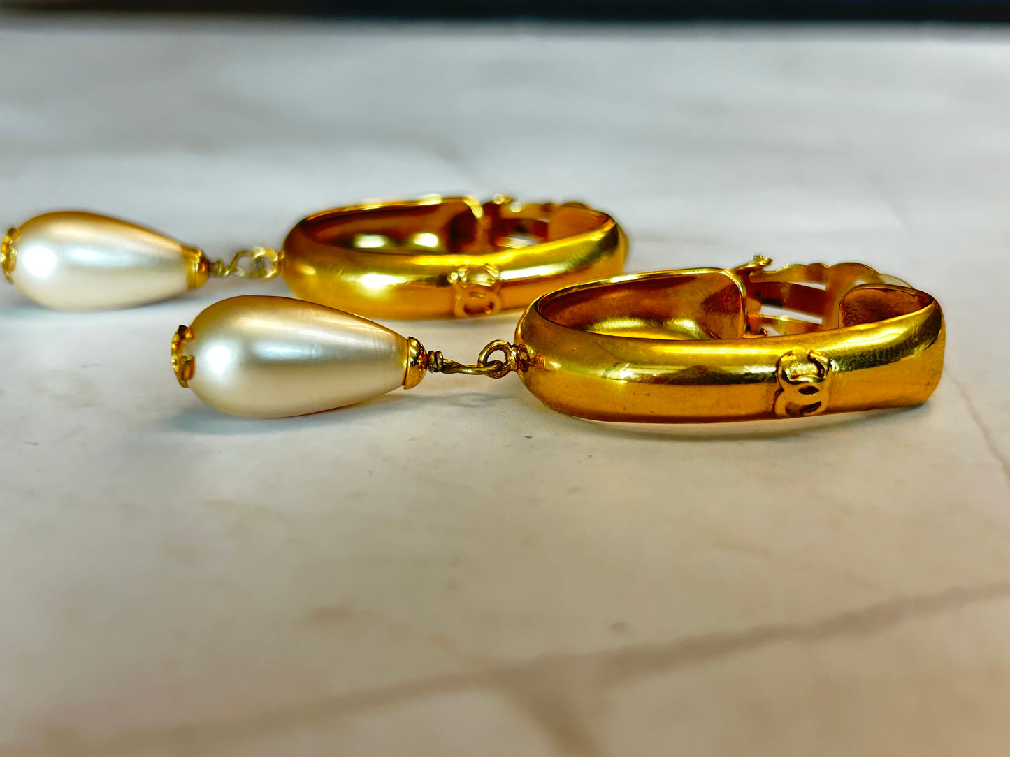 CHANEL COCO Mark Faux Pearl Hoops Clips Collection 29