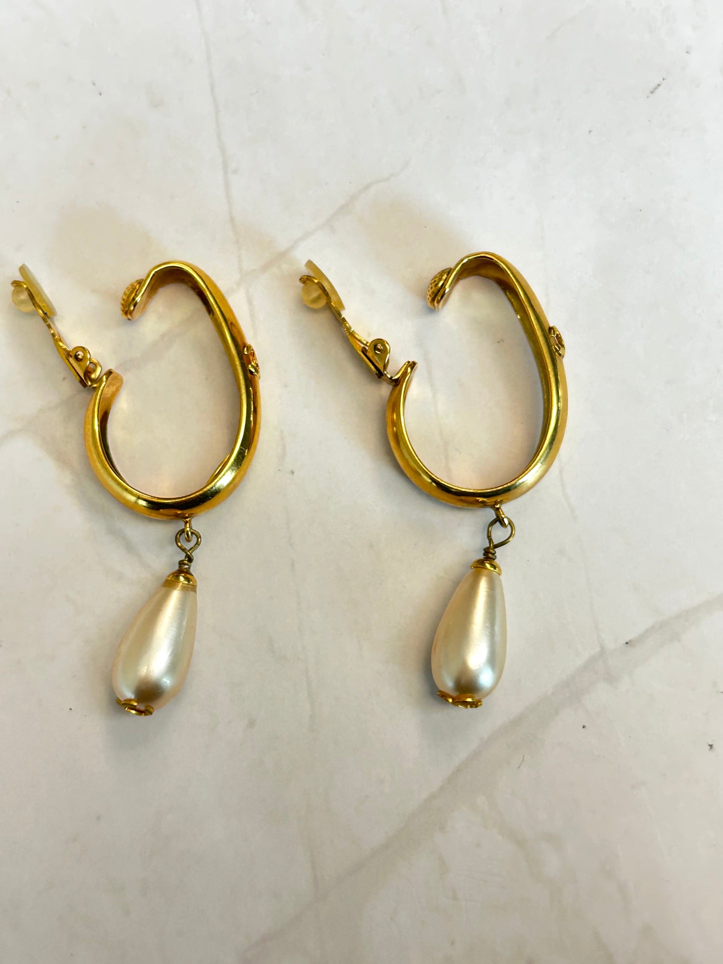 CHANEL COCO Mark Faux Pearl Hoops Clips Collection 29