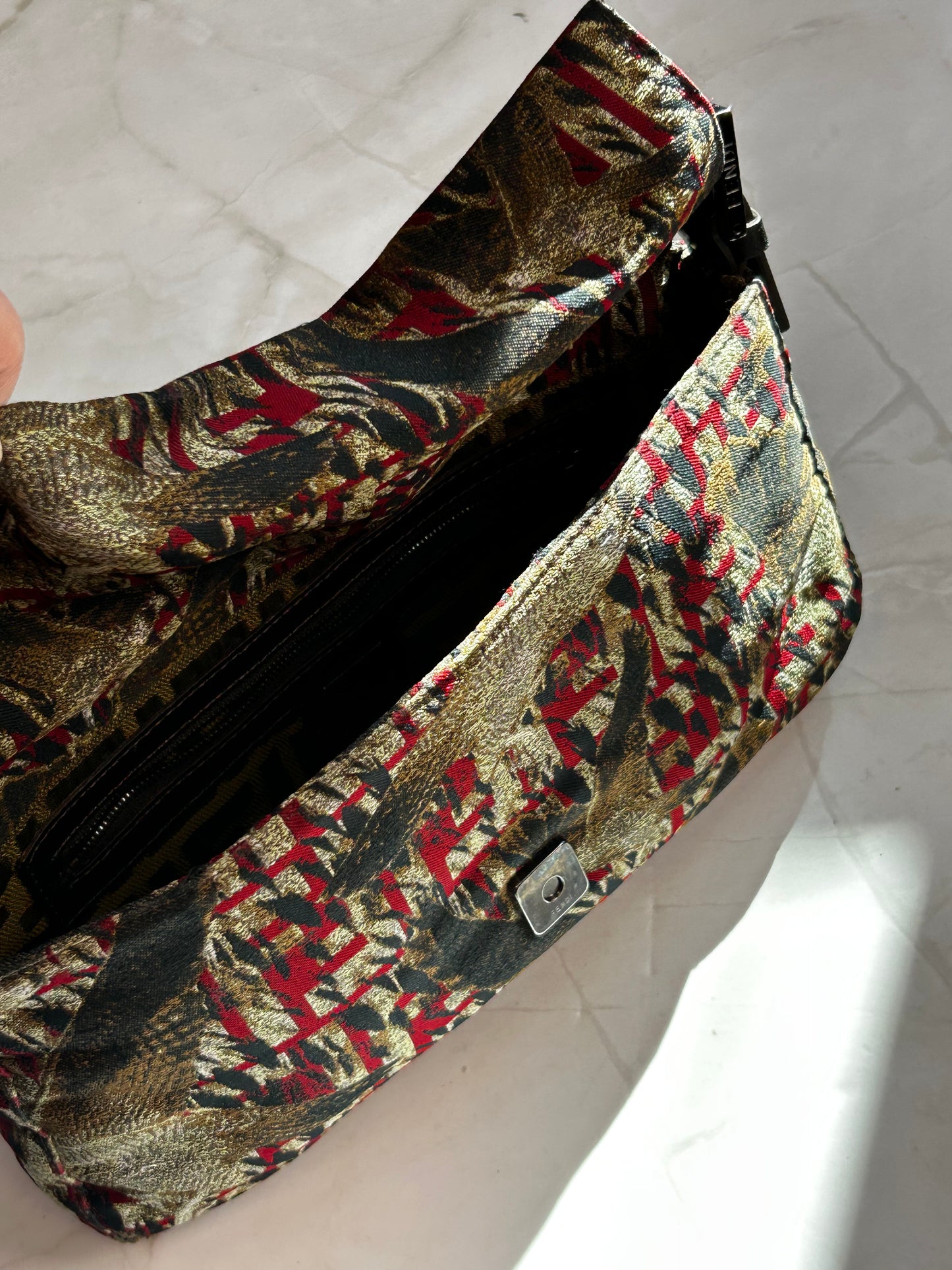 Fendi Hawk Jacquard Shoulder Bag – Metallic Brocade  Black, Gold & Red