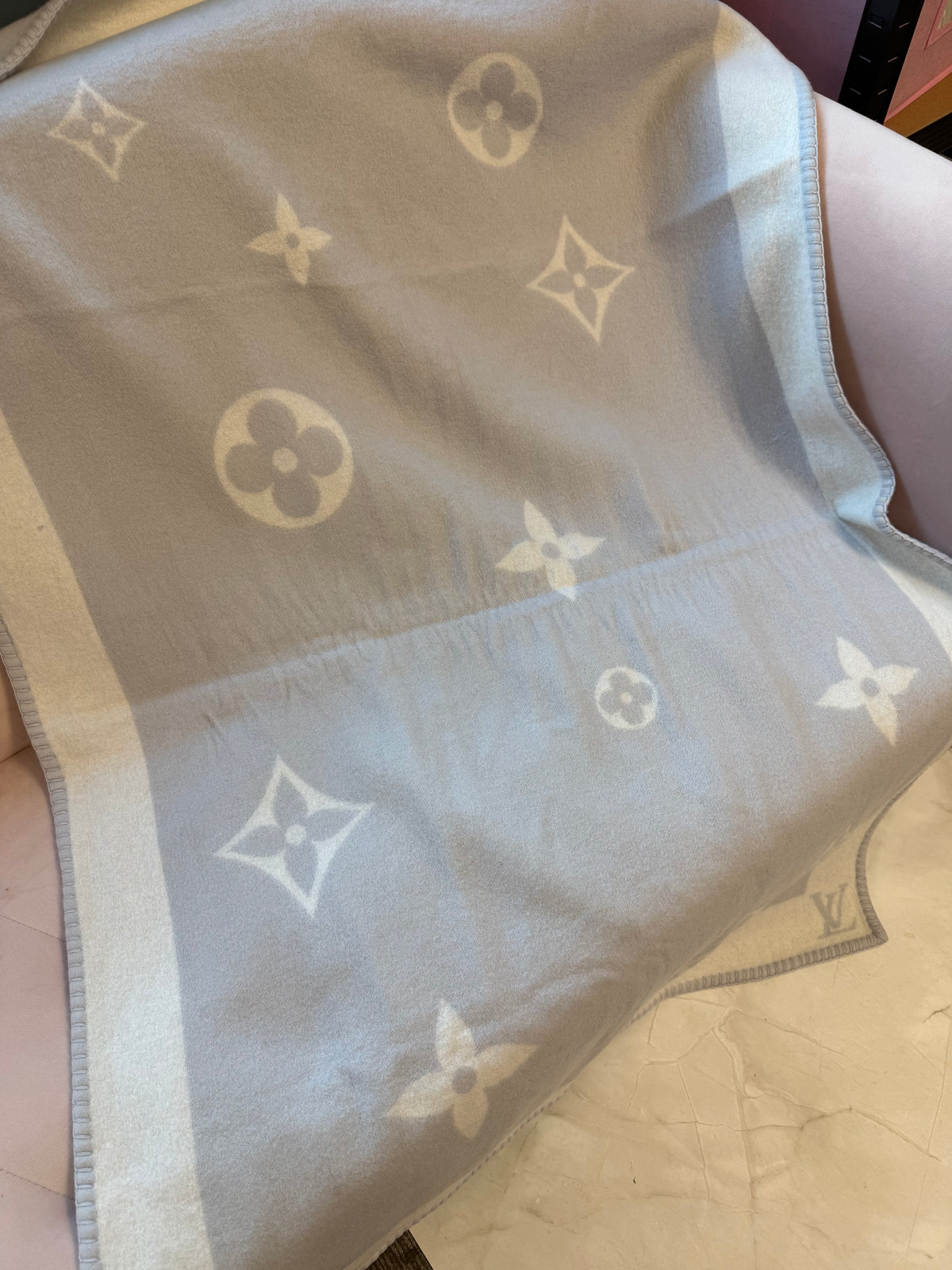 Louis Vuitton 100% Cashmere Small Blanket