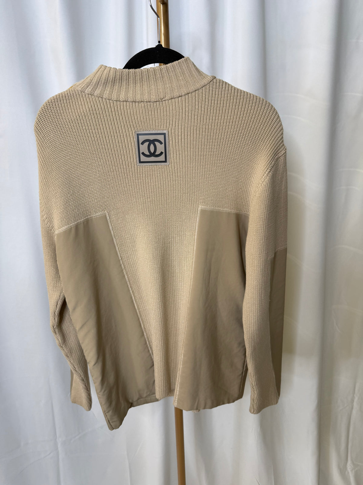 Chanel Beige Sportsline Zip with velcro shoulder fr 42