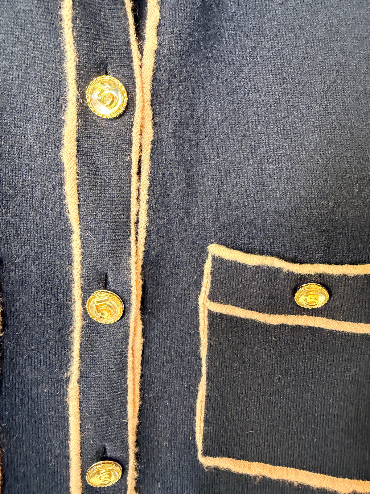 CHANEL 21P Runway 100% cashmere No. 5 button cardigans FR48