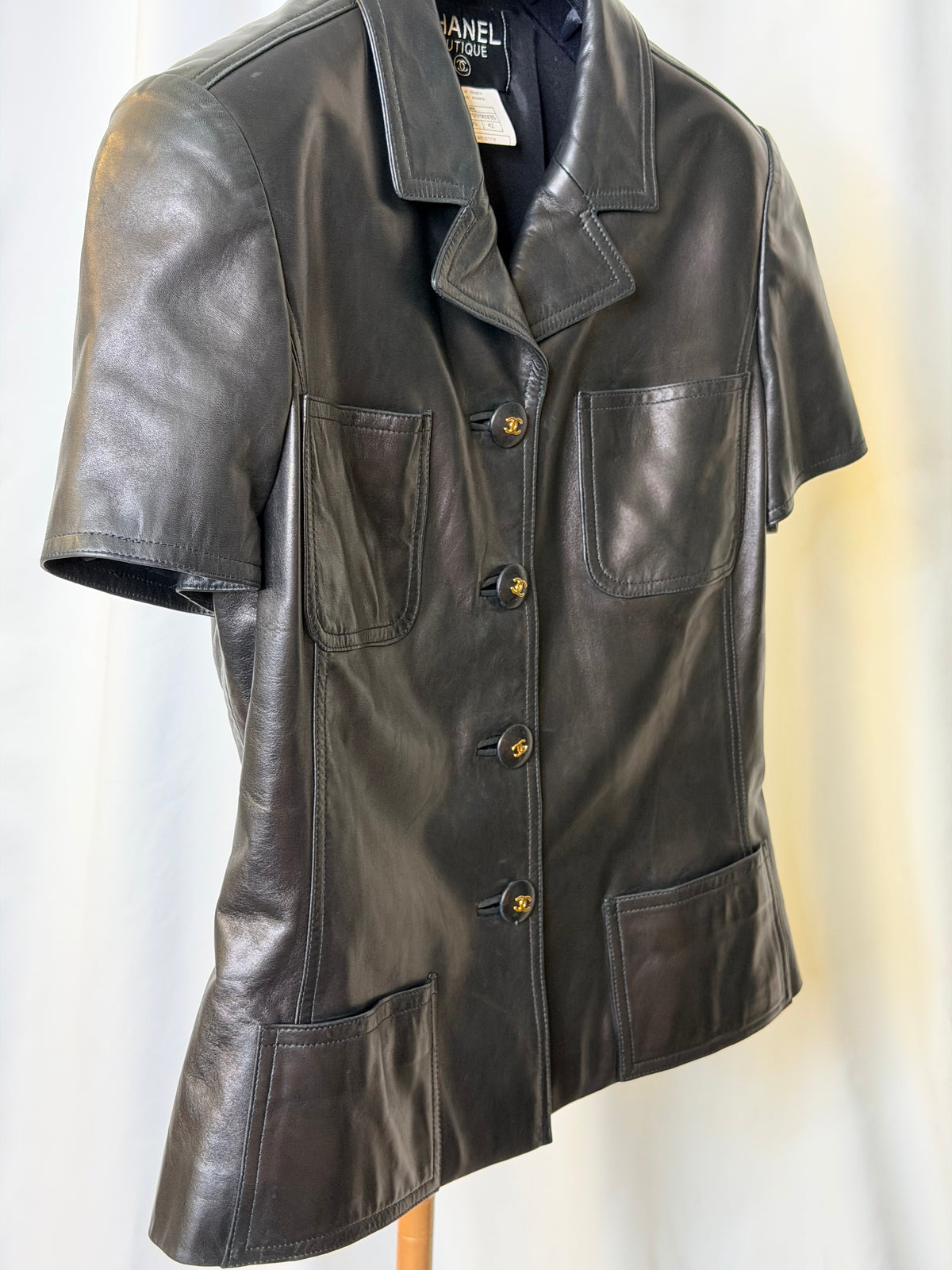 Chanel Leather 97C Fr 42 Short Sleeve Jacket