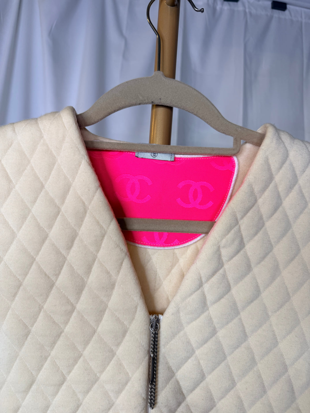 Chanel 05A Cambon Fr 38 Zip Quilted White Jacket with LOGO