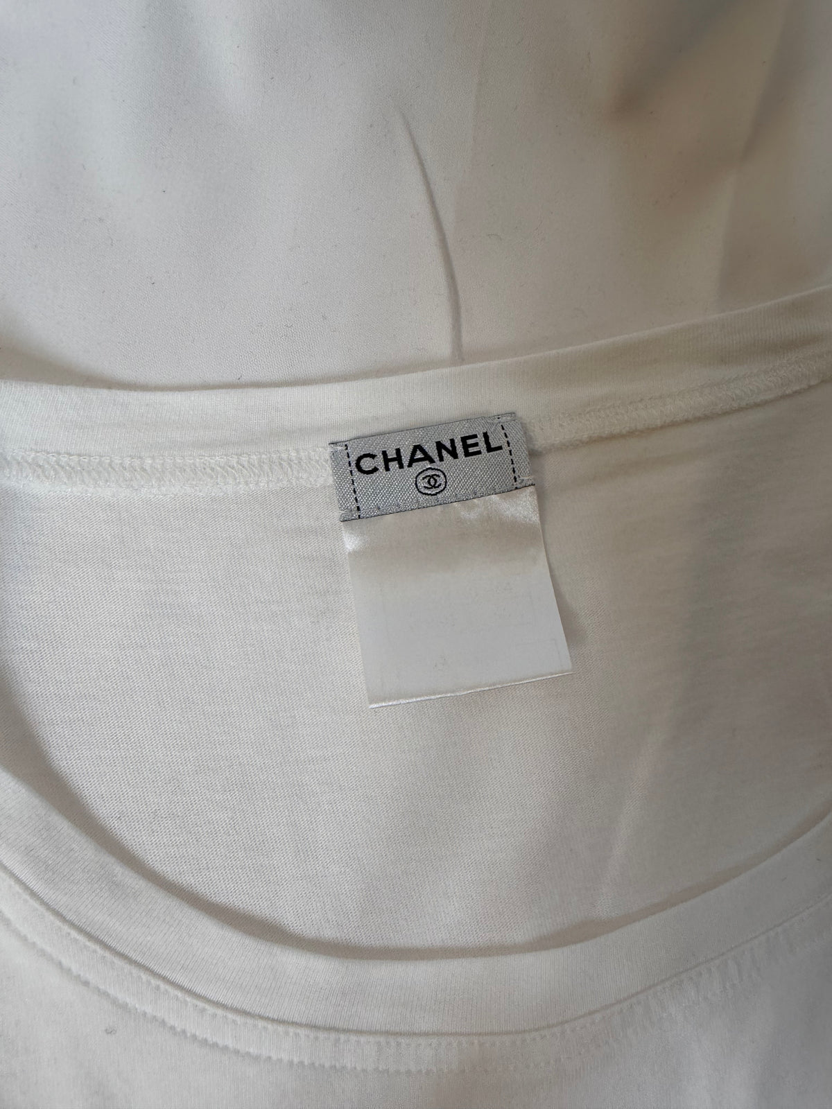 CHANEL 07P arm logo bead decoration crew neck T-shirt