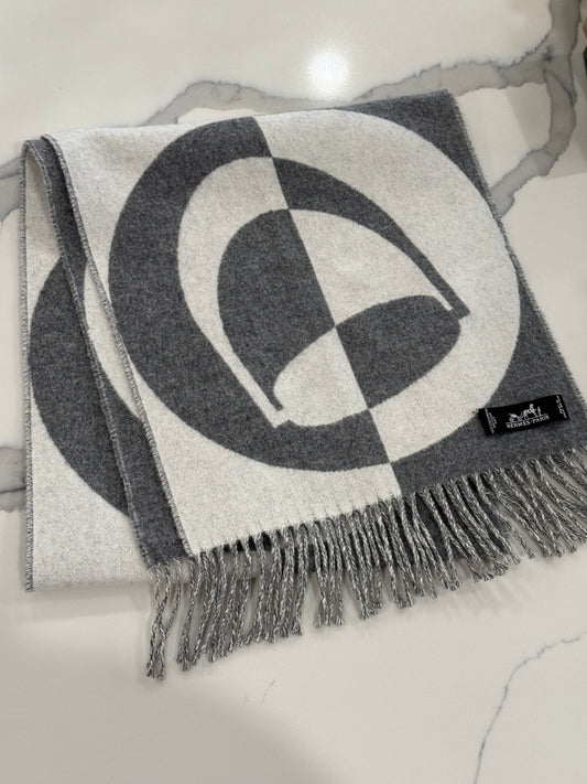 Hermes 100% cashmere scarf