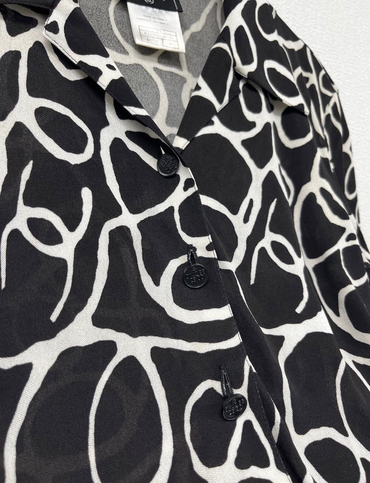 Chanel Black and White Cropped Button down shirt 98S