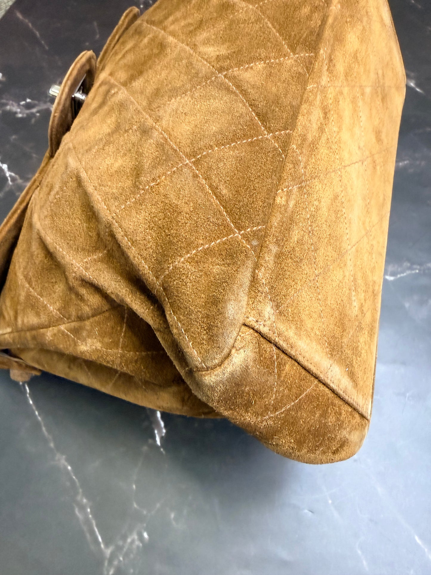 CHANEL Vintage RARE CC Logo Turnlock Quilted Suede two face Flap Shoulder Bag Brown