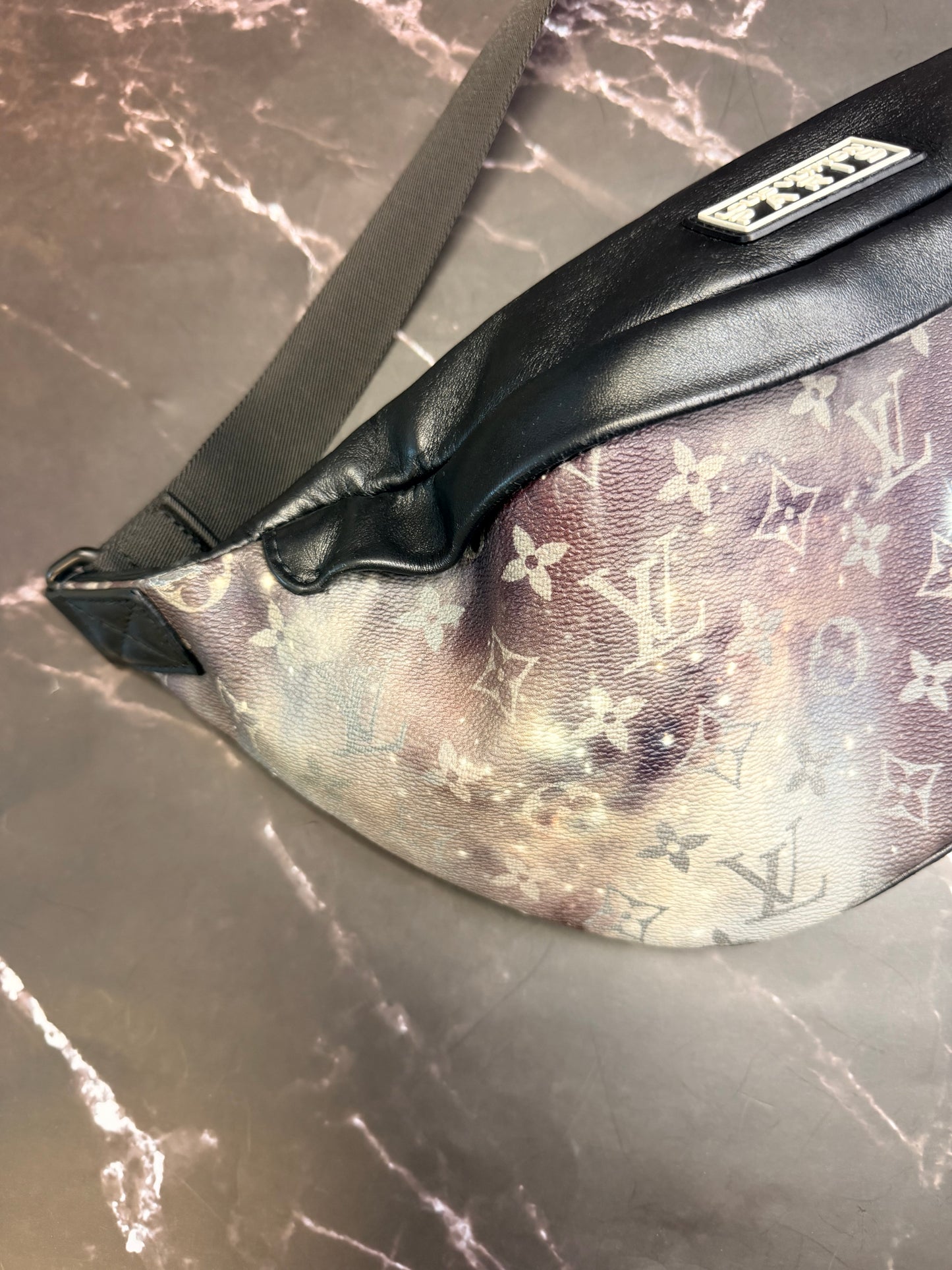 Pre-Owned Louis Vuitton Pre-Owned pre-owned monogram Galaxy Discovery belt bag