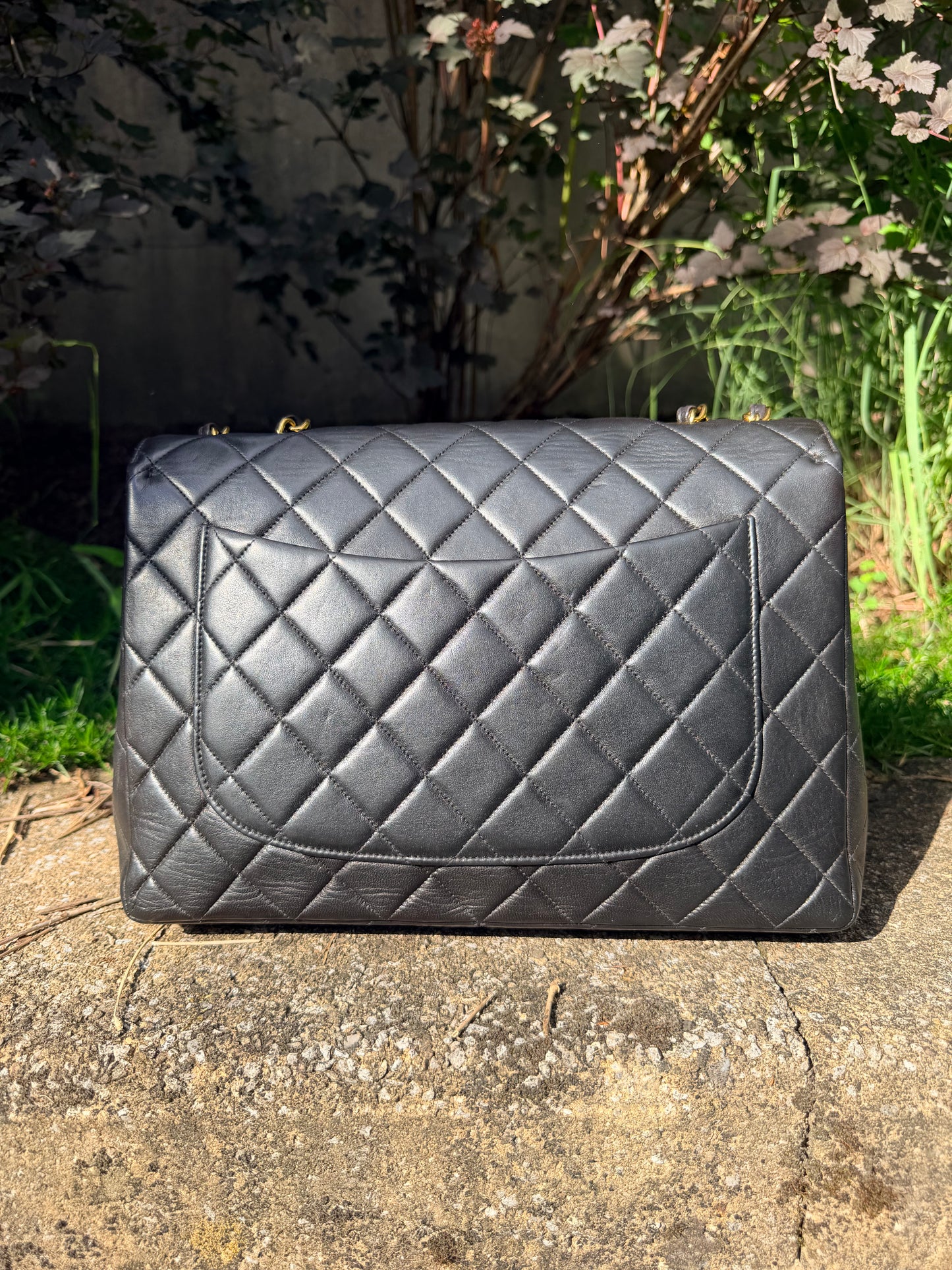 Chanel Vintage Jumbo with Holo, Card and COA