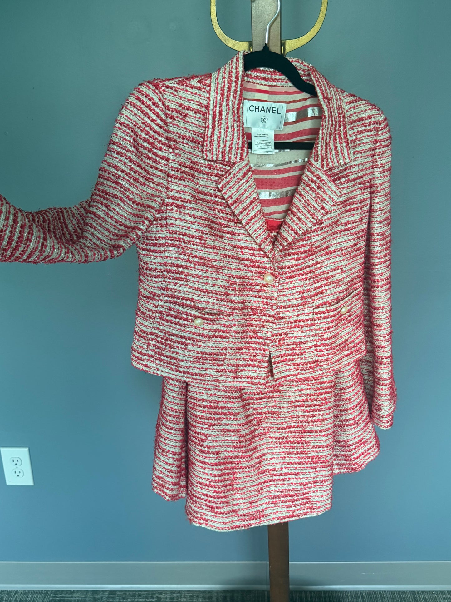 Chanel Runway Pink Silver and Cream Skirt Set 01P Fr 38