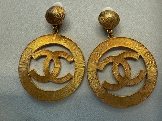 Chanel Vintage Collection 29 Sunburst Jumbo Clip On Earrings